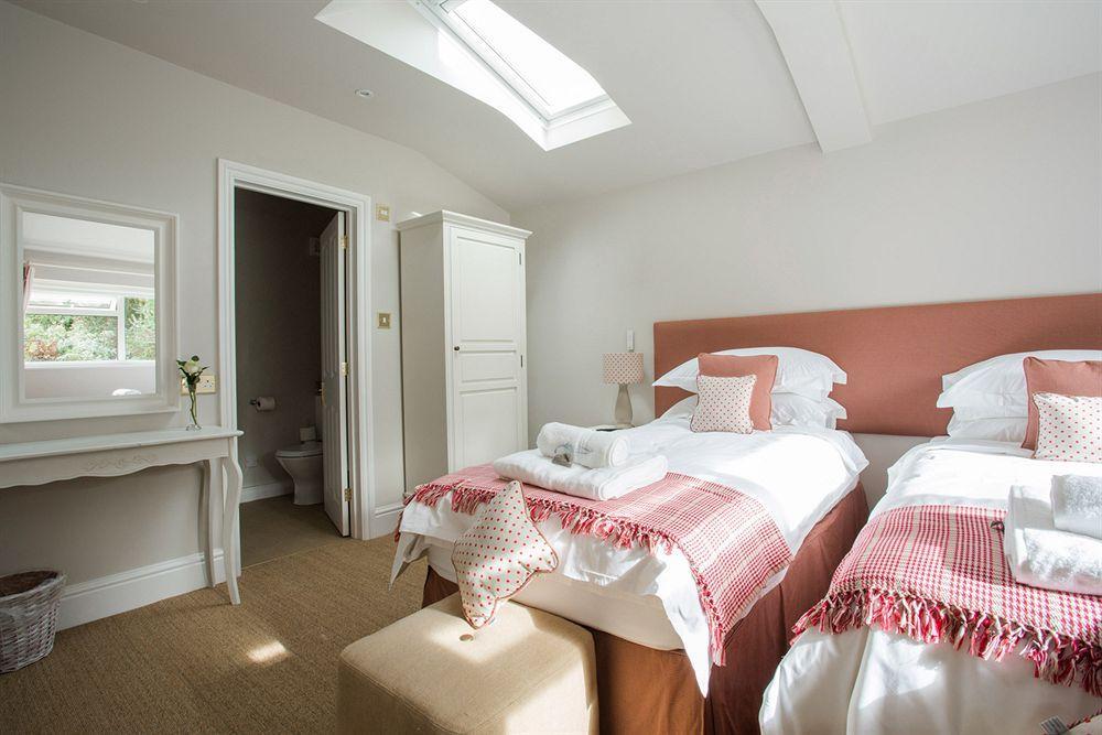 Grays Boutique B&B Bath Exterior foto A room at The Old Vicarage Hotel
